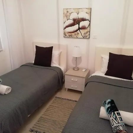 Apartament Modern In A Calm Garden *